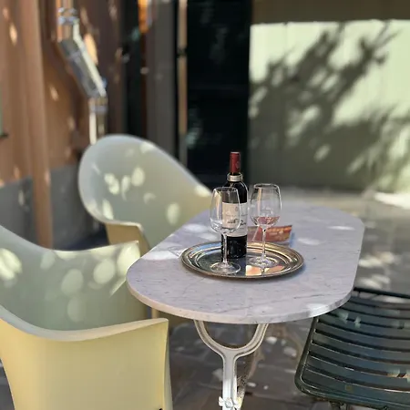 Notes Of - Stylish In An Authentic Area 3* Florence