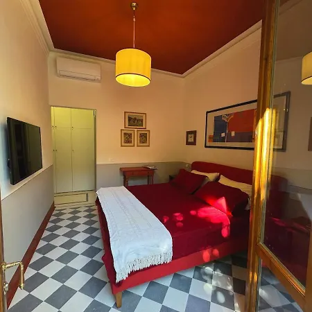 Notes Of - Stylish In An Authentic Area